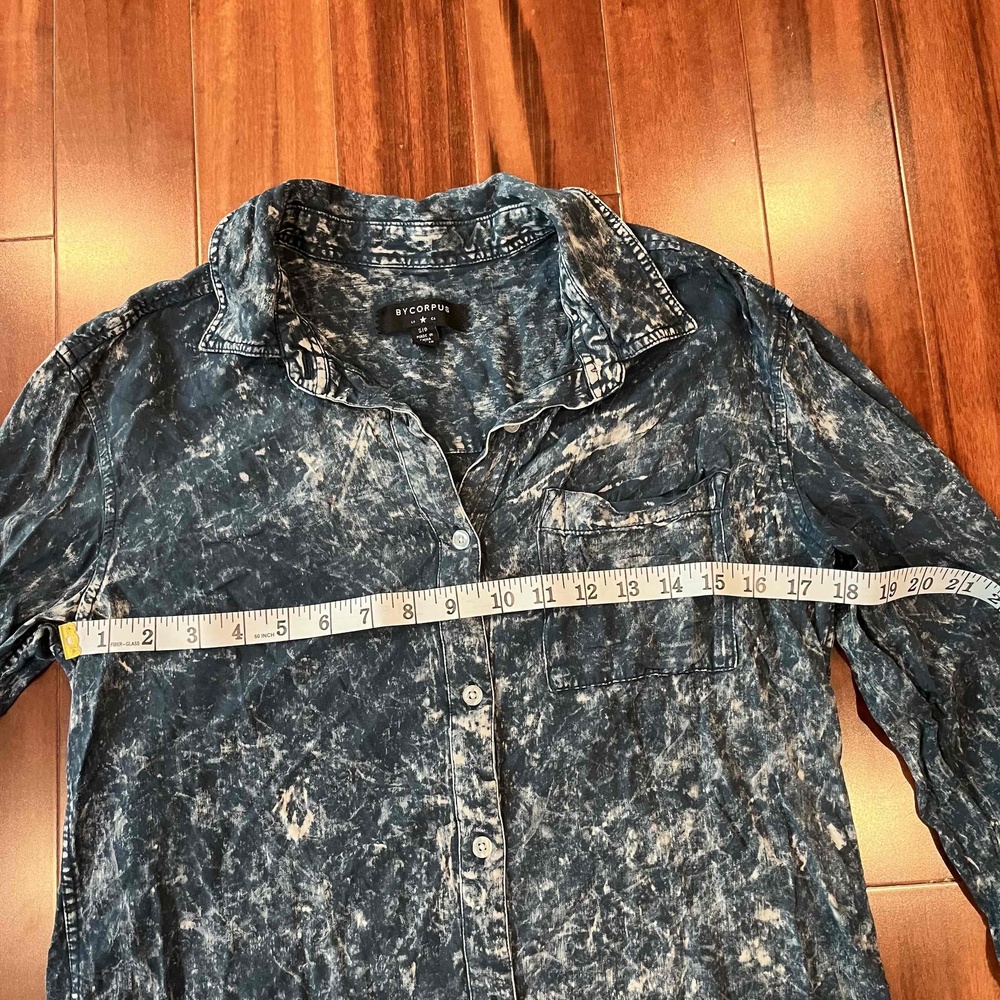 BYCORPUS Blue Shirt Tie Dye Marled Pattern Long Sleeve Collar Button Down Sz S - Picture 5 of 7